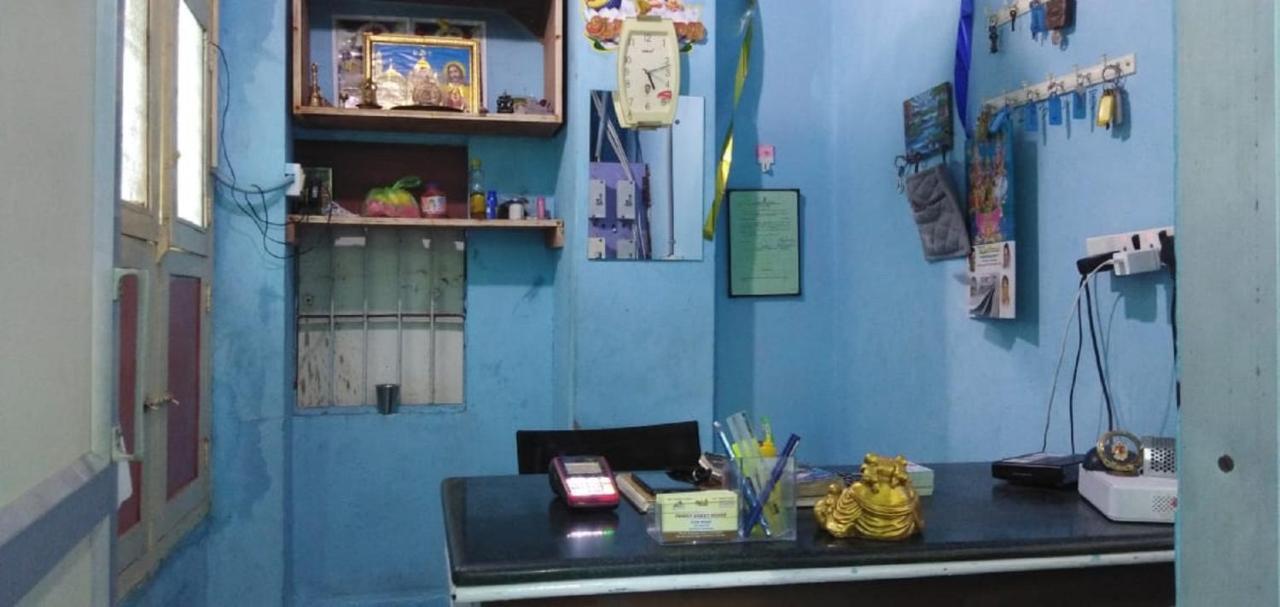 بونديتْشيري Family Guest House Near Bus-Stand المظهر الخارجي الصورة