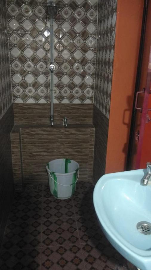 بونديتْشيري Family Guest House Near Bus-Stand المظهر الخارجي الصورة